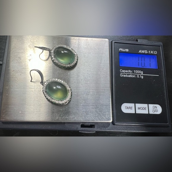 Vintage 18K white gold, Prehnite & Diamond.🤍💚 - Picture 11 of 16